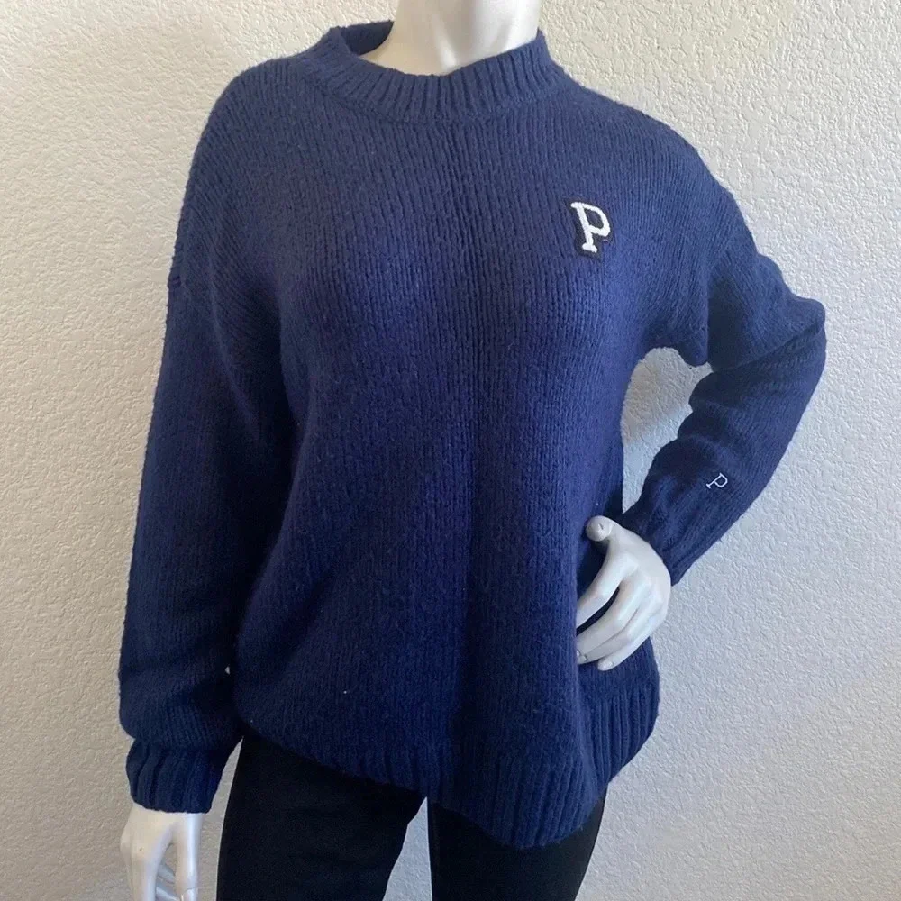 Victoria Secret PINK boyfriend Sweater Size XS
